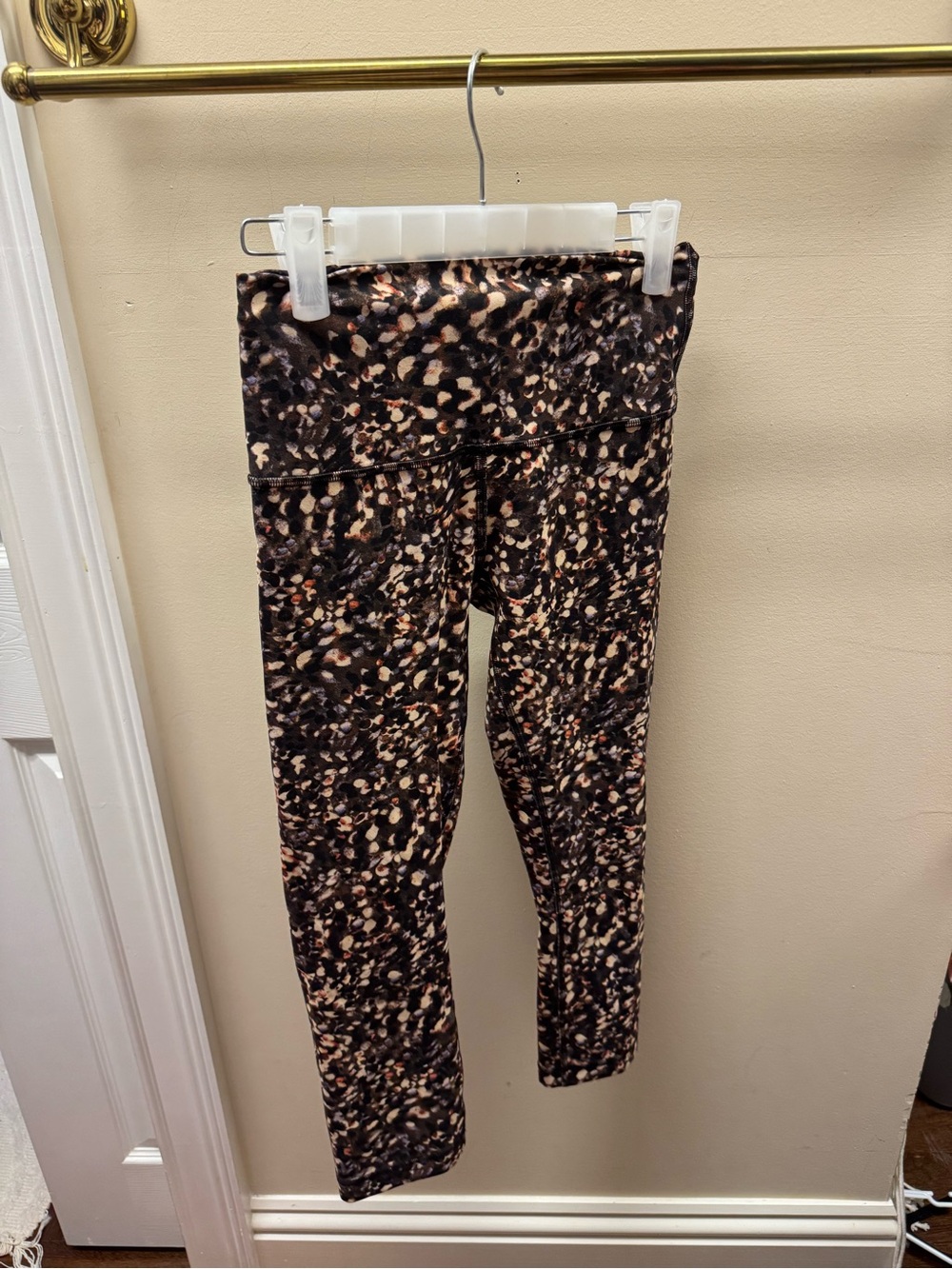 Lululemon Spotted Wunder Under Leggings - Cropped